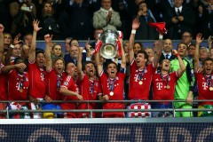 金球奖之争：登贝莱闪耀赛季，斯特林遗憾未果