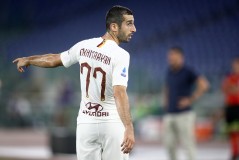 皇马主帅哈维·阿隆索迎魔鬼赛程，挑战新帅智慧与球队意志